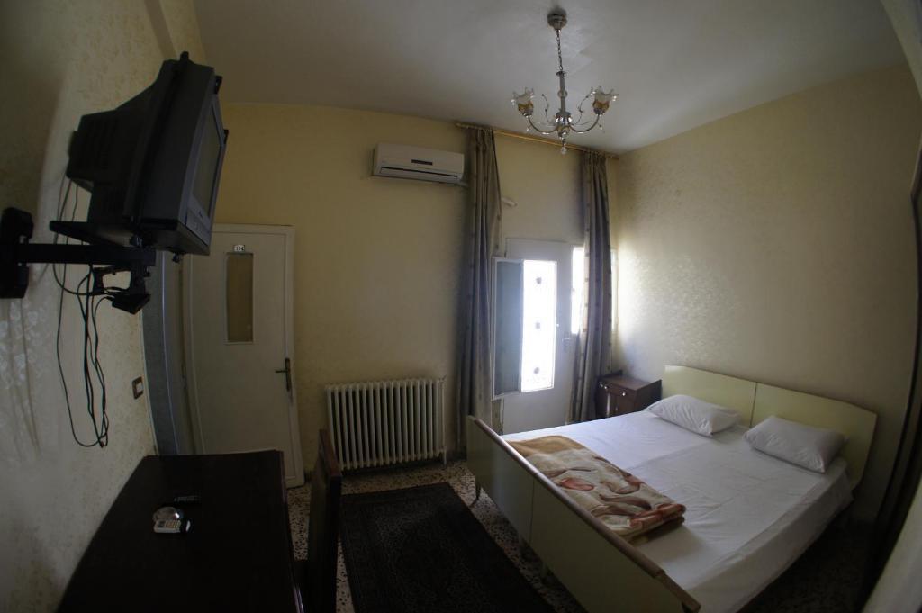 Hotel Sun Rise & & Tours 2*